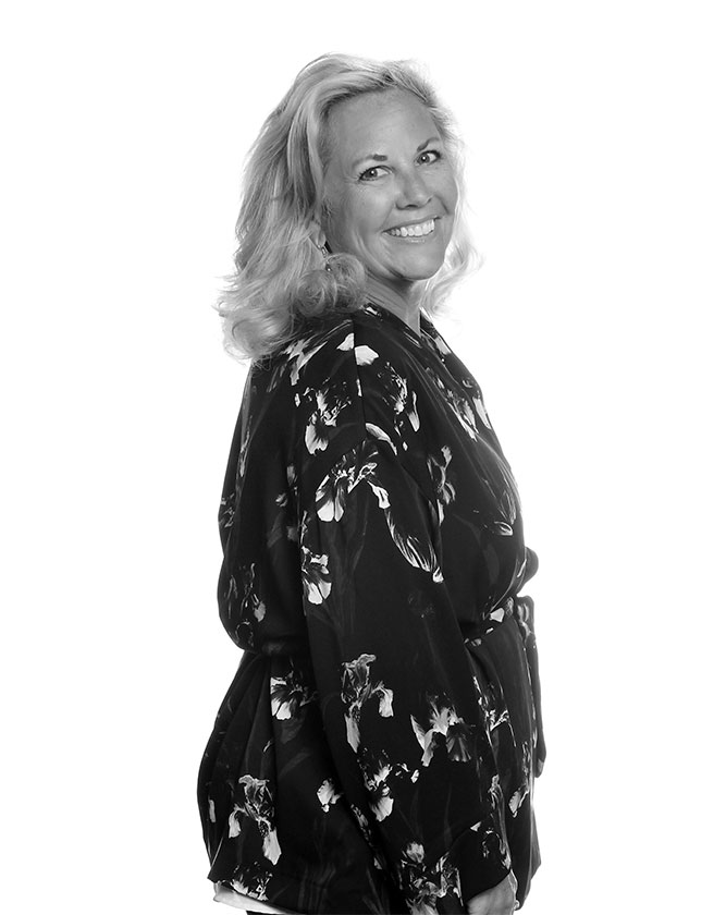 Black and white photo of Carol Byrnes